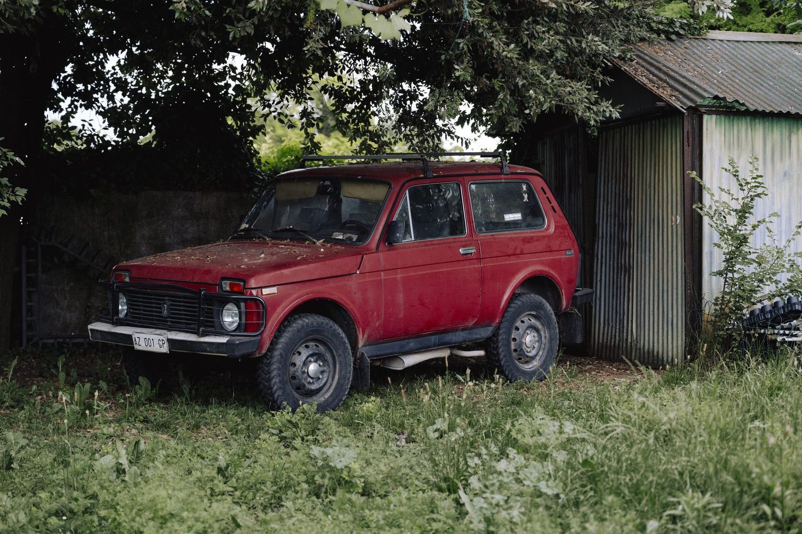 Svetlana, la nostra Lada Niva, salvata dopo 15 anni ferma in un capannone